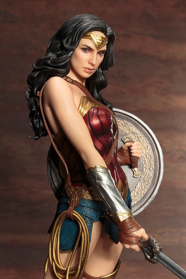 Wonder Women Action Figure 2 Hand, 2 Head - DC