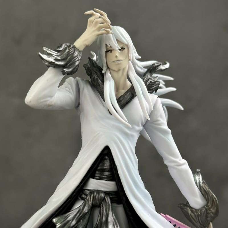 Ichigo Kurosaki White Bull Head 31cm Action Figure - Bleach