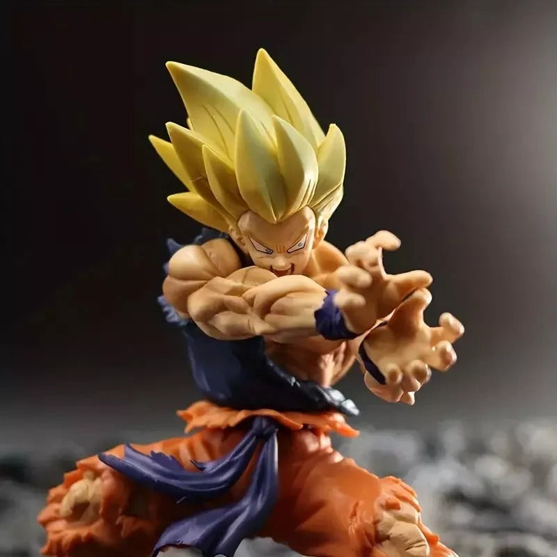 Son Goku 16cm Half Torn Showing Hand - Dragon Ball Z