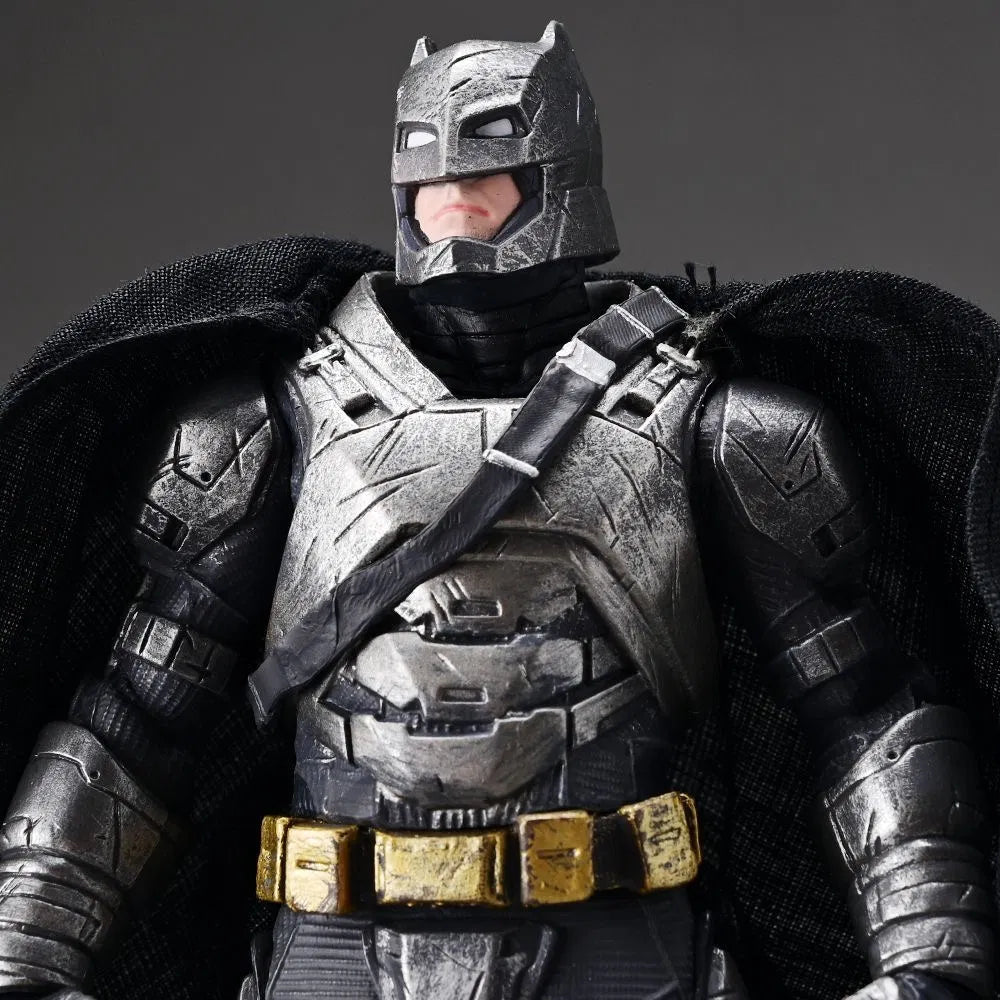 Justice League Batman Premium 22cm Action Figure - DC
