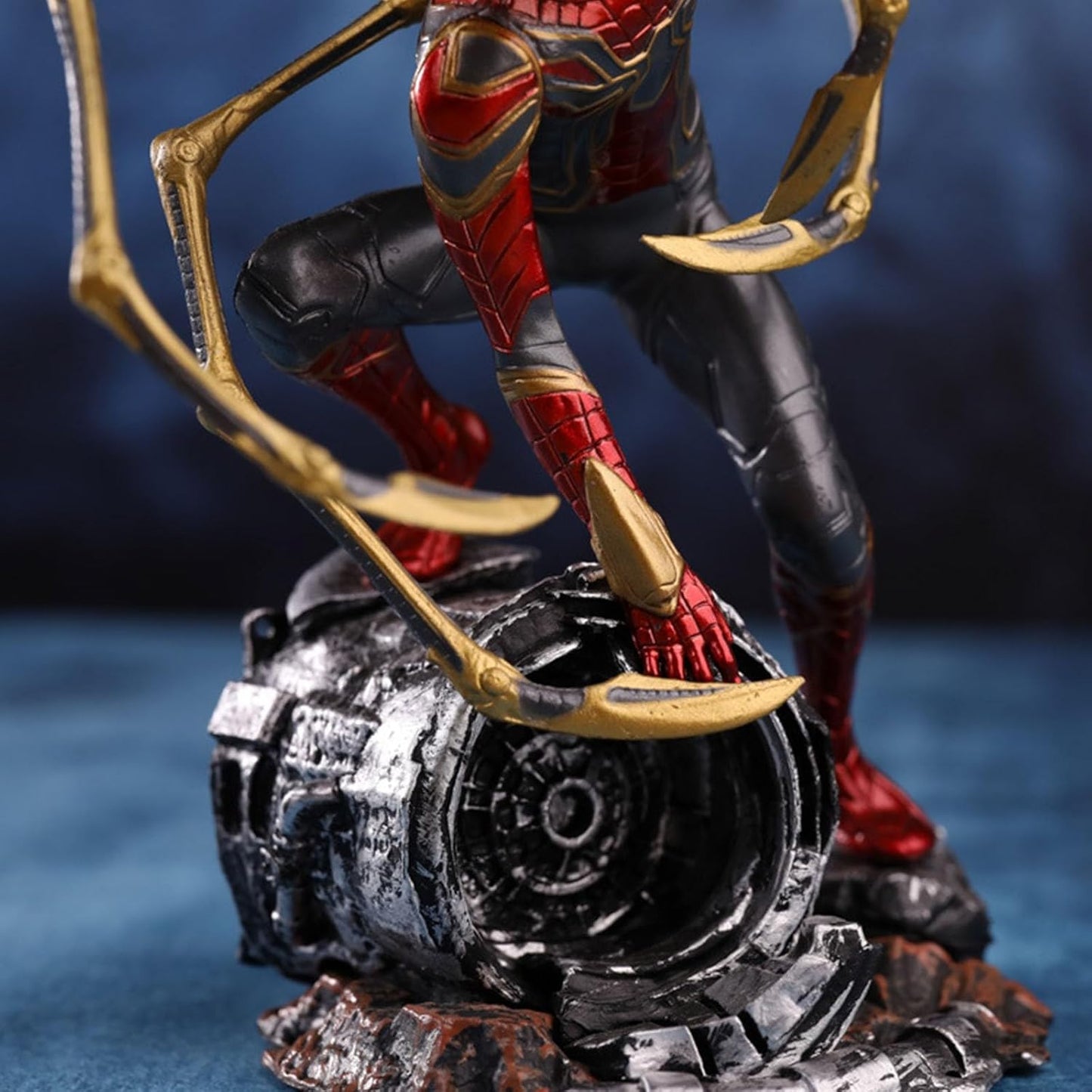 Infinity War Spiderman Action Figure 20cm - Marvel