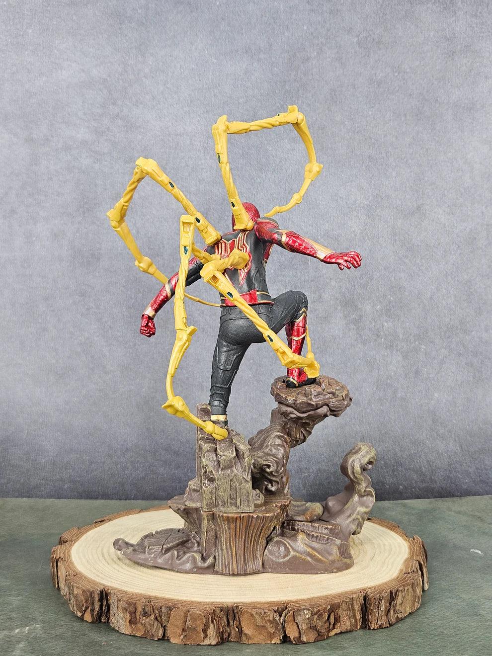 Infinity War Iron Spider-Man 28cm Action Figure - Marvel