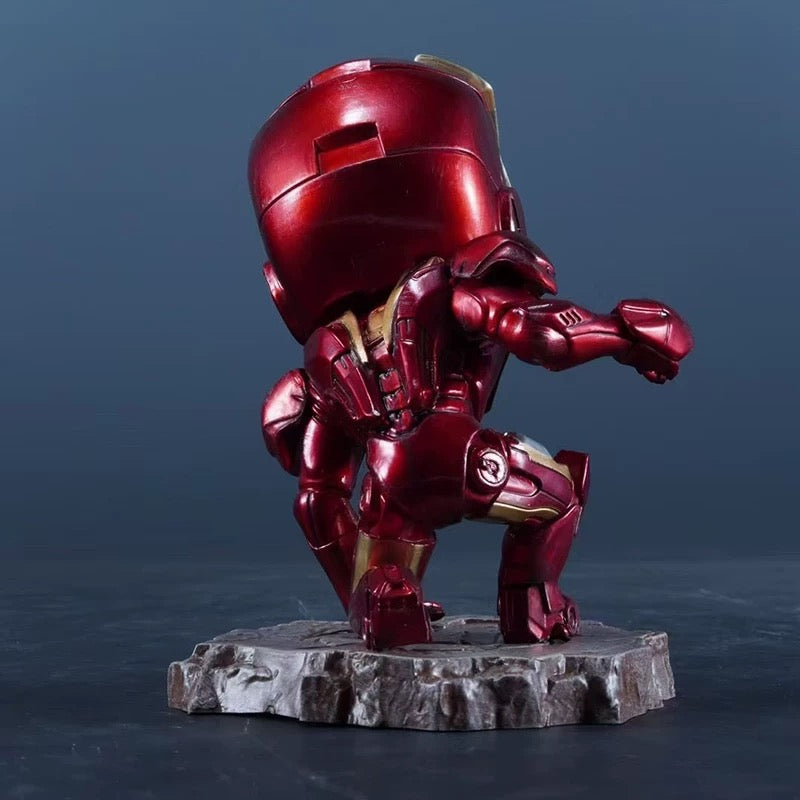 Kneeling Iron Man 13cm Action Figure - Marvel