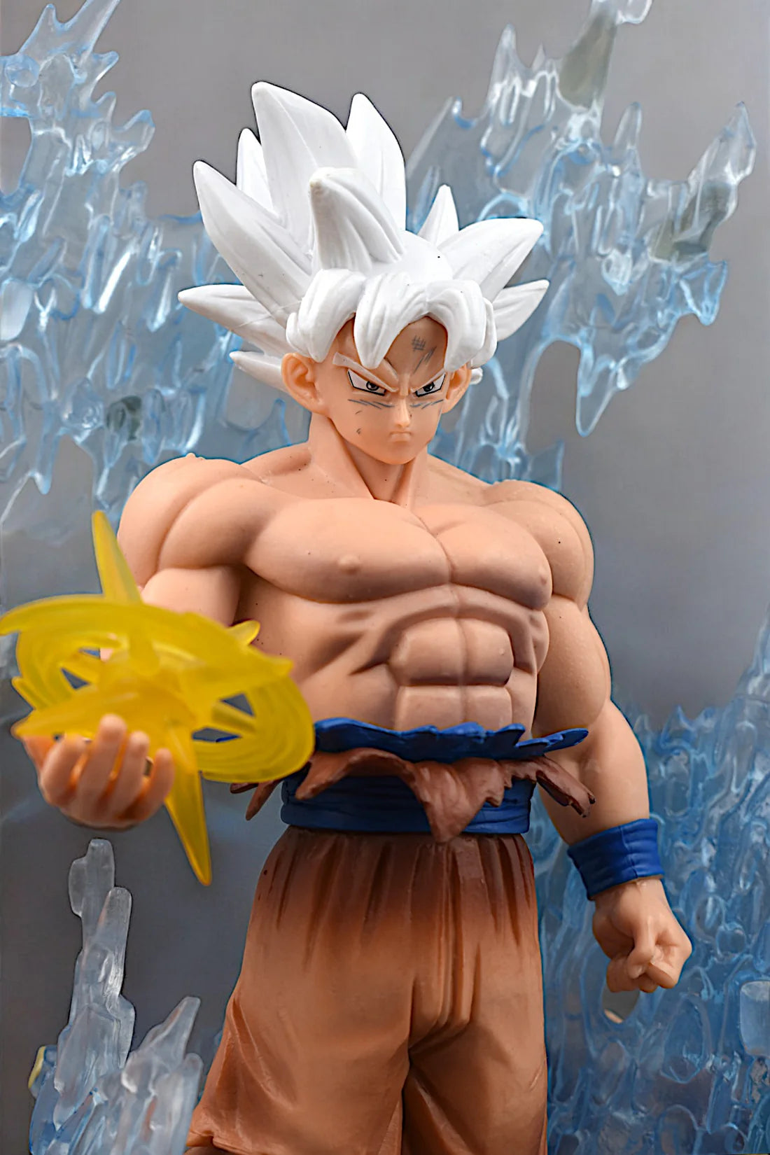 Son Goku Dragon Ball Head WIth Lights 35 cm - Dragon Ball Z