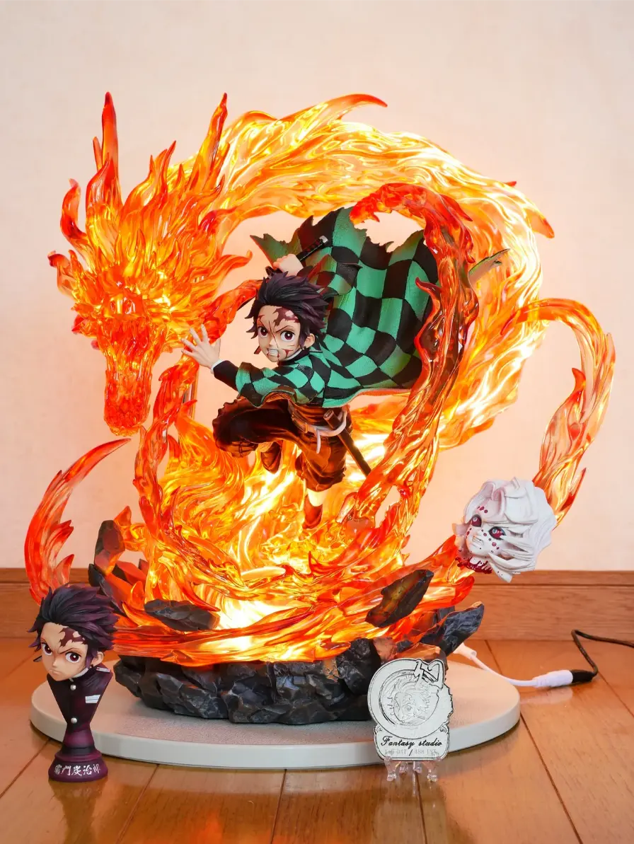 Tanjiro Kamado Hinokami Kaguro Light Up Battle Figure 30cm - Demon Slayer