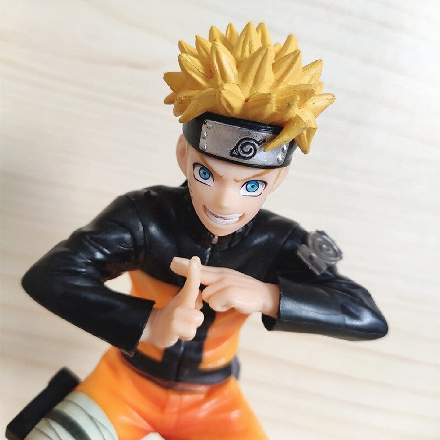 Naruto Shippuden with Base 19cm - Naruto