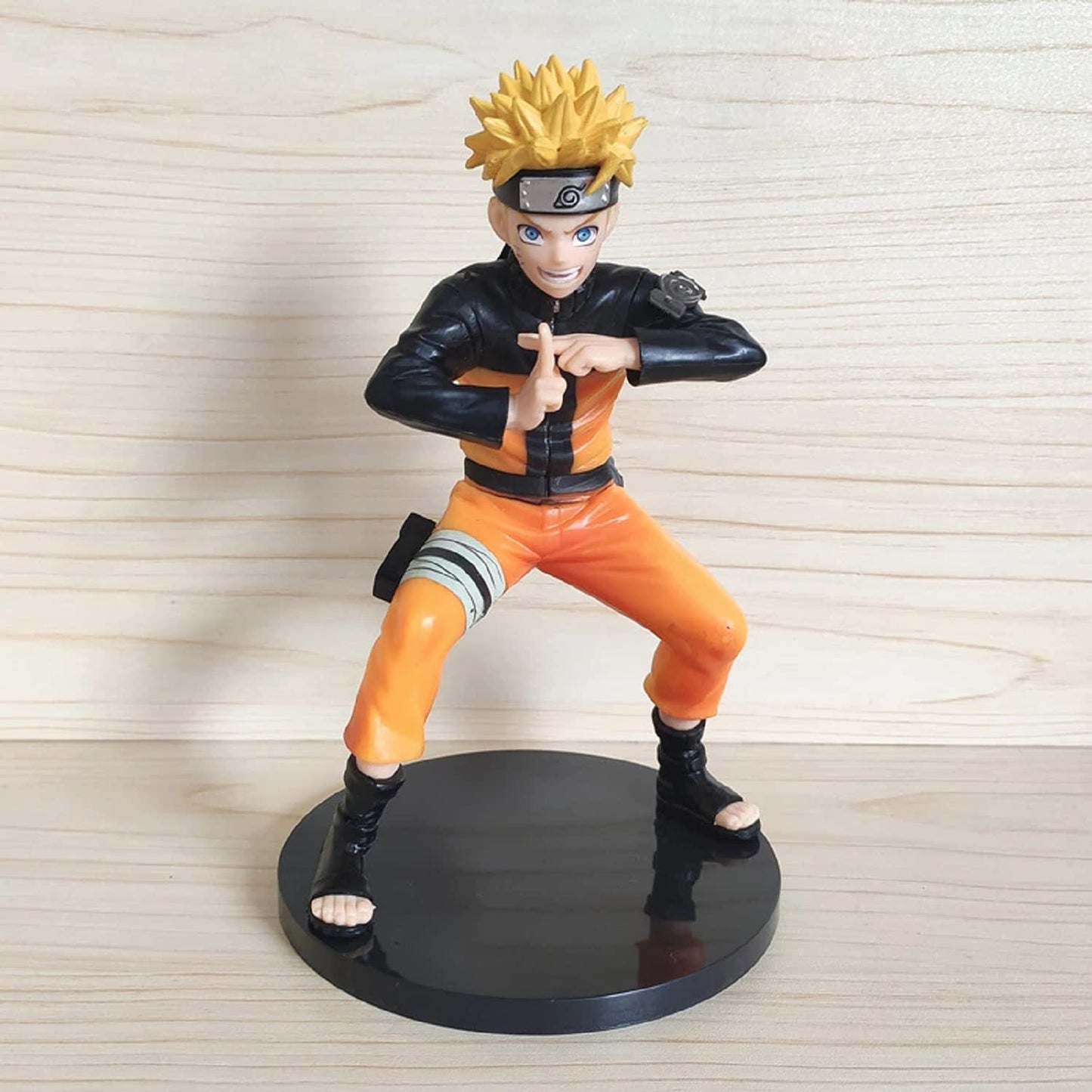 Naruto Shippuden with Base 19cm - Naruto