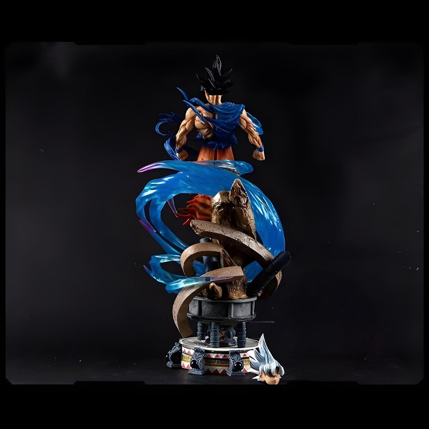 Son Goku Ultra Instinct with 2 Interchangable Heads Big Action Figure 50cm - Dragon Ball Z