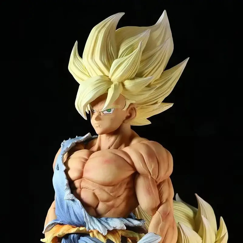 Super Saiyan Goku and Bust 42 & 26cm Action Figure - Dragon Ball Z