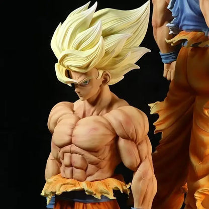Super Saiyan Goku and Bust 42 & 26cm Action Figure - Dragon Ball Z