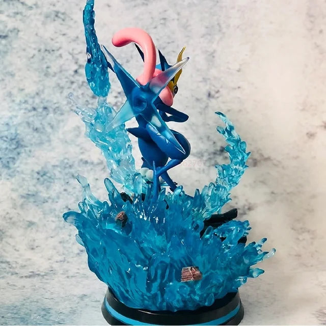 Froakie Evolution 28cm Action Figure - Pokemon