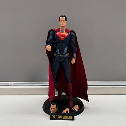 Superman With 1 Replaceable Head & 2 Replaceable Hands 20cm Action Figure