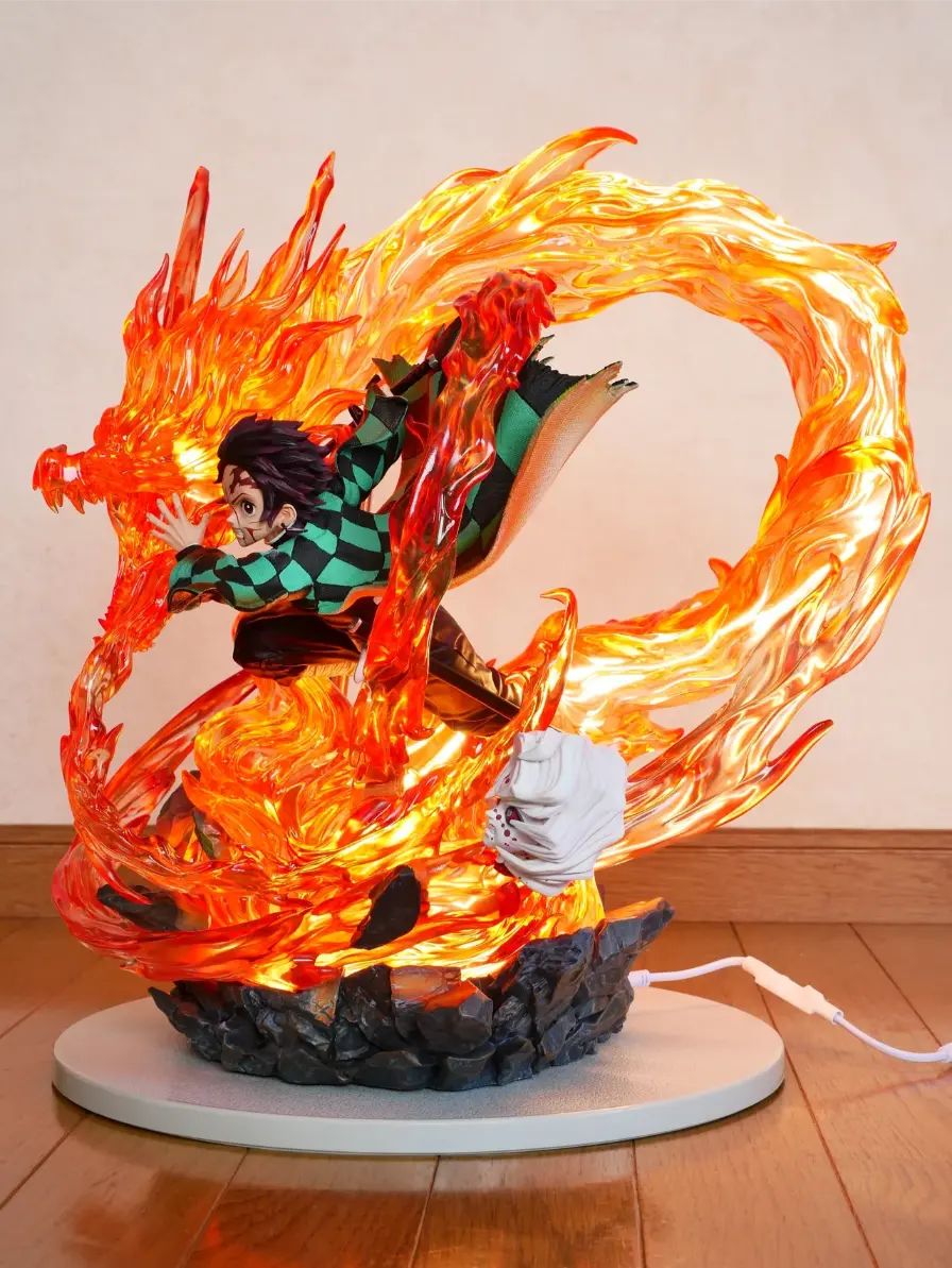 Tanjiro Kamado Hinokami Kaguro Light Up Battle Figure 30cm - Demon Slayer