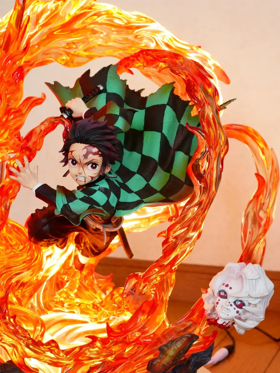 Tanjiro Kamado Hinokami Kaguro Light Up Battle Figure 30cm - Demon Slayer