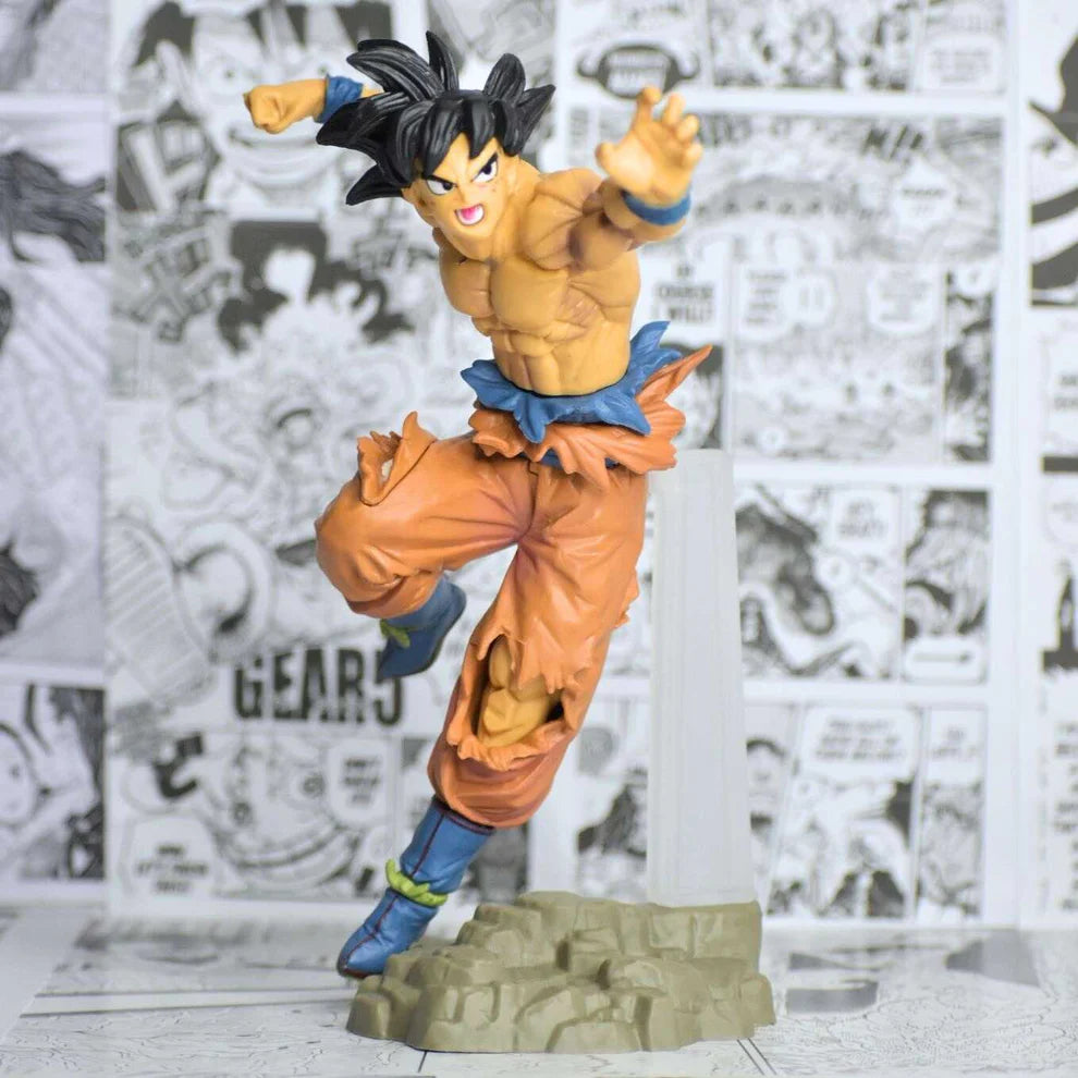 Goku Punching Action Figure 24 cm - Dragon Ball Z