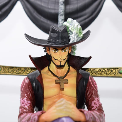 Mihawk Sitting On Throne Sail 32cm Action Figure - One Piece