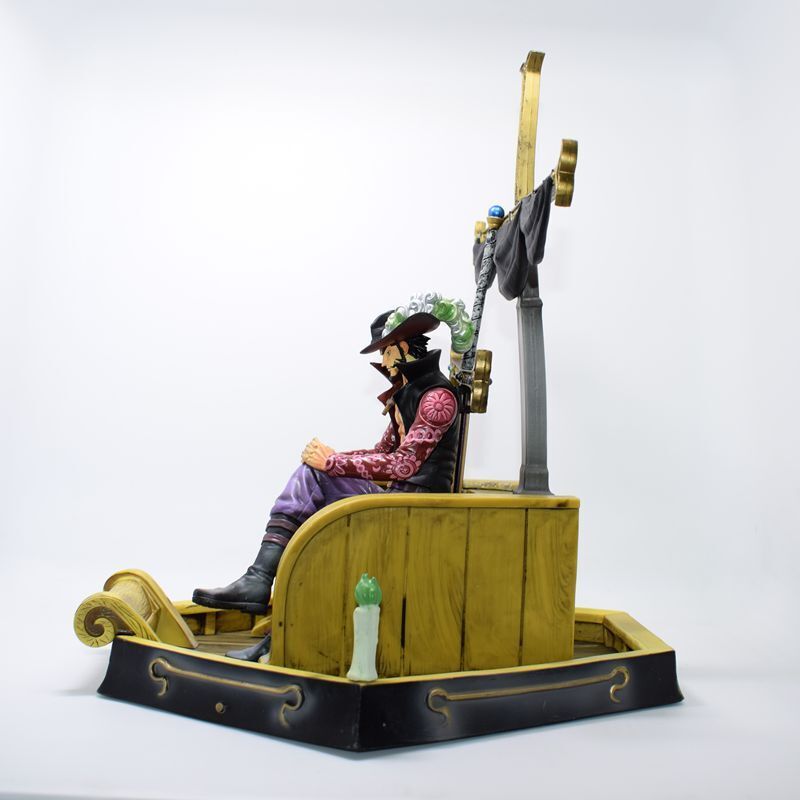 Mihawk Sitting On Throne Sail 32cm Action Figure - One Piece